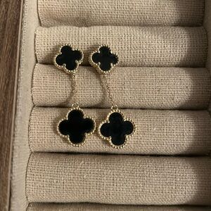 Gold Plated Cleef earrings doop